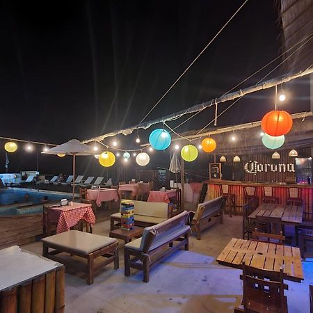 The Point Mancora Beach Экстерьер фото