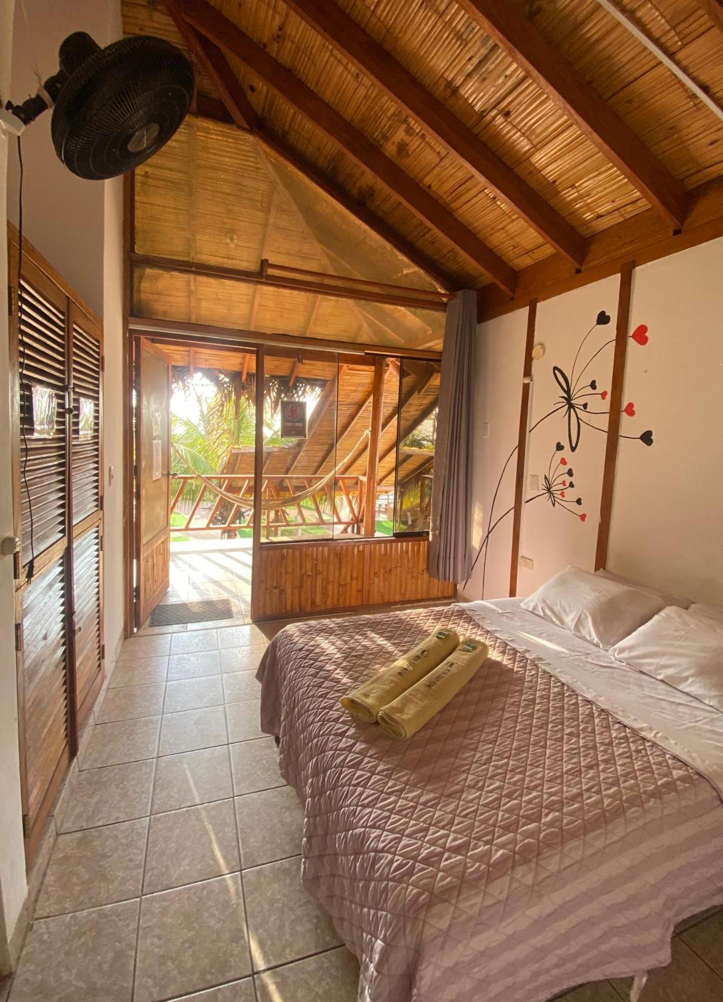 The Point Mancora Beach Экстерьер фото
